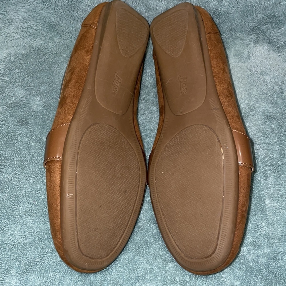 Bass Nancy Slip On Flats. Size 8. Brown W Faux Brass Buckle. Fabric Upper. - Picture 8 of 9
